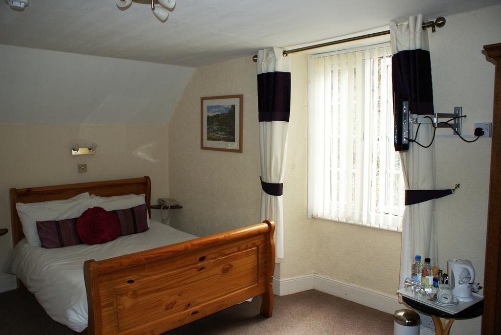 Royal Lodge Symonds Yat Exterior photo